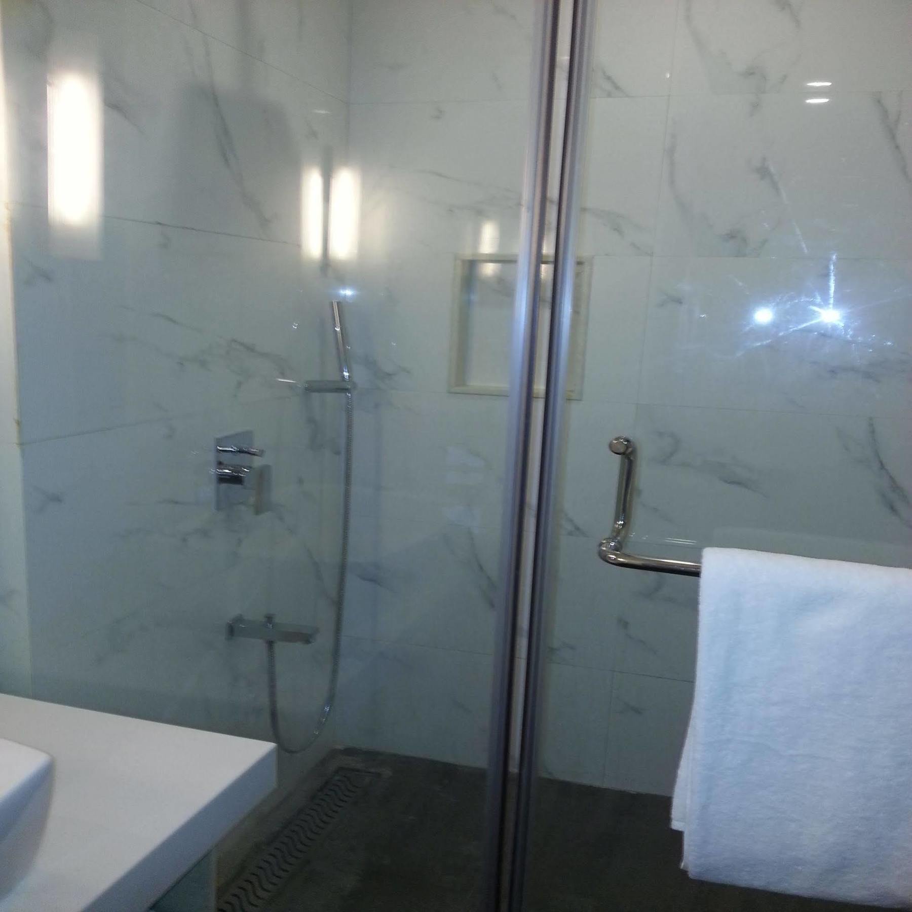 Ambar Sarovar Portico Gandhidham Luaran gambar